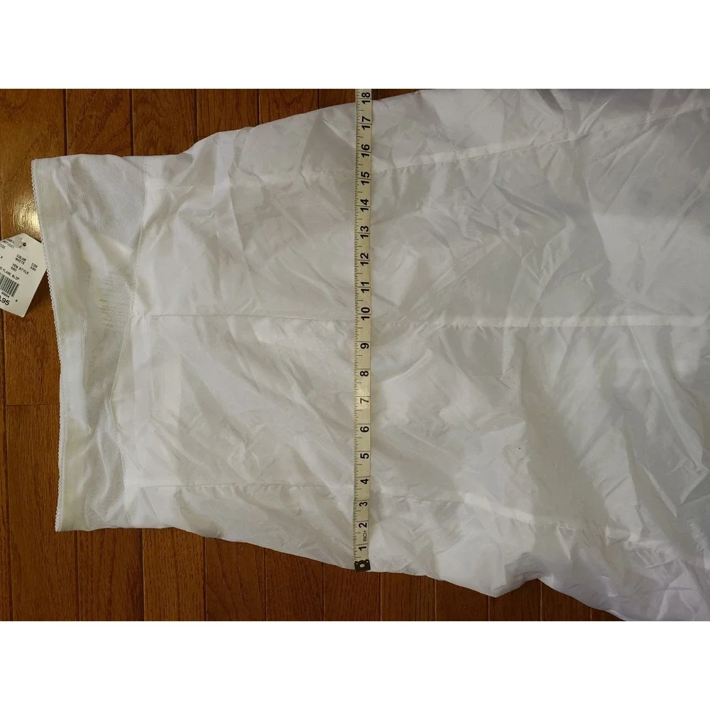 NWT‎ Davids Bridal White Fit and Flare Slip Petticoat Size 8 Style 550 Zipper